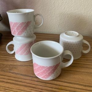 Pink and white polka dot mugs set of 4!